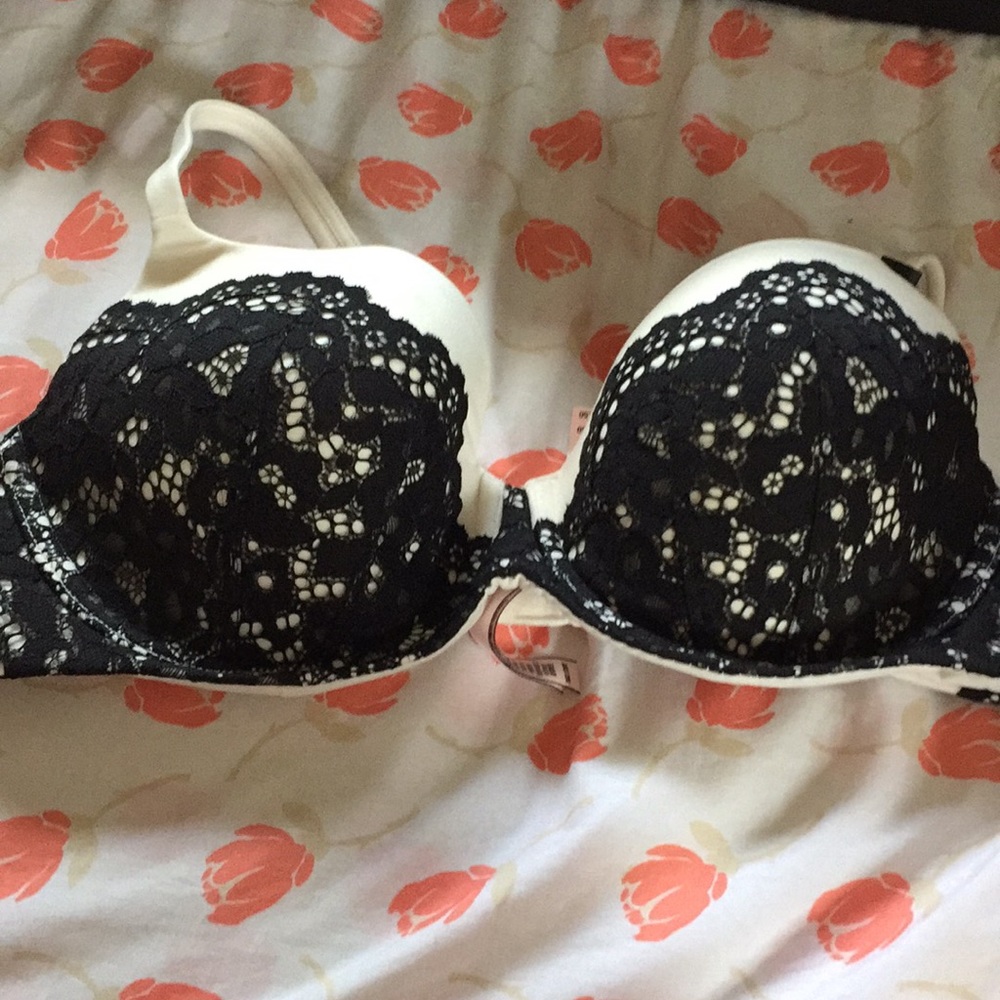 Victoria’s Secret bra